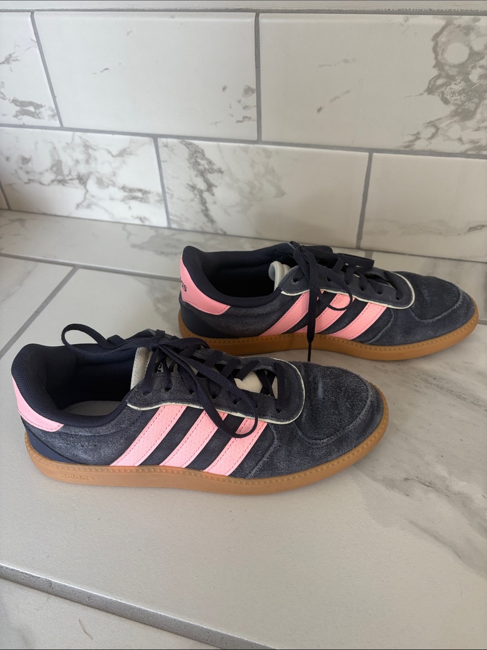 Adidas Breaknet Sleek Suede Shoes Navy/Pink Spark/Off White Size 6.5